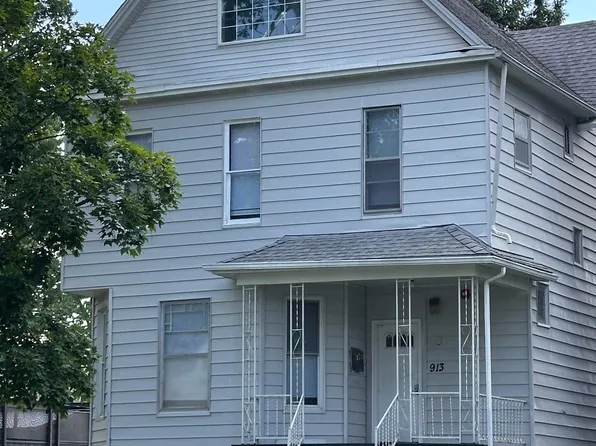 913 S 8th St, Springfield, IL 62703