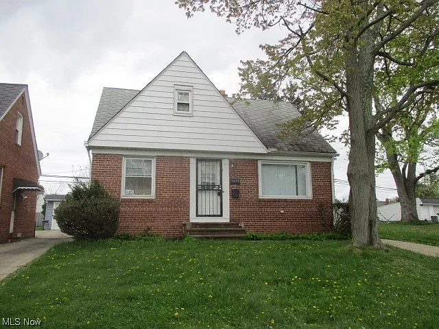 5623 South Blvd photo 1