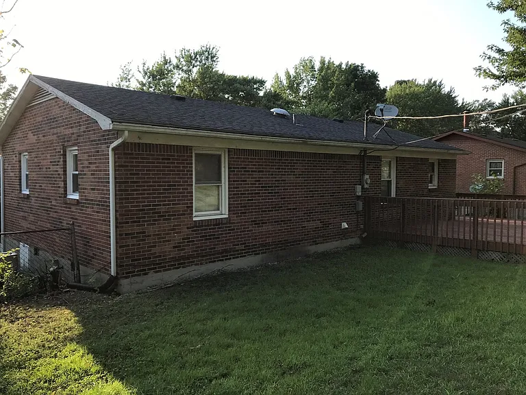 113 Springside Ct — Photo 17