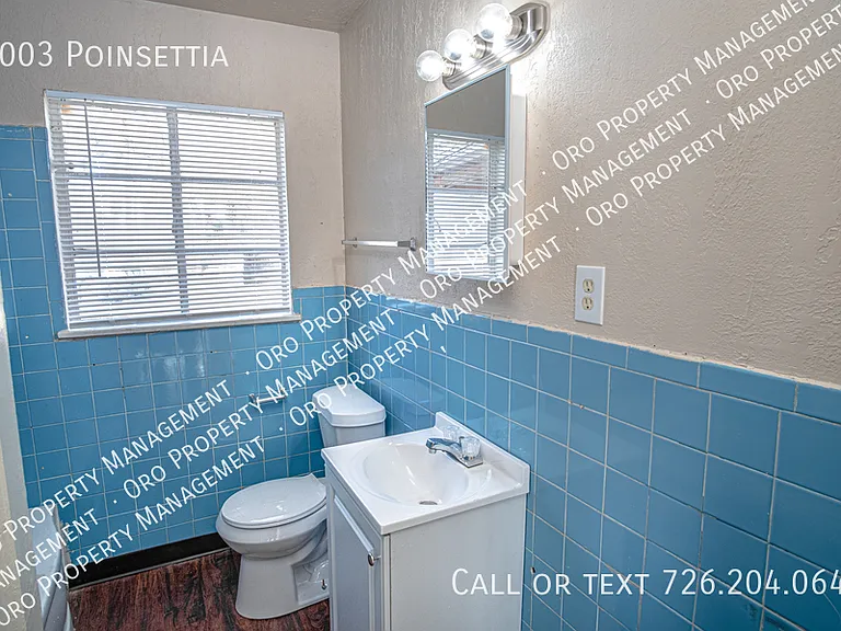 1003 Poinsettia — Photo 13