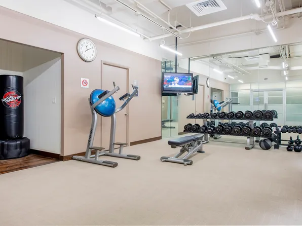 37 West 21st Street image 9 of 14