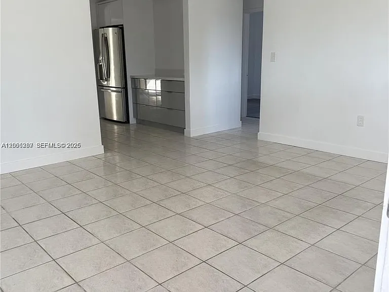 11821 SW 185th Ter — Photo 5