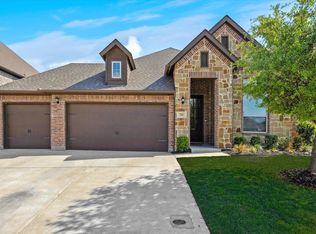 511 Ranchwood Dr, Justin, TX 76247