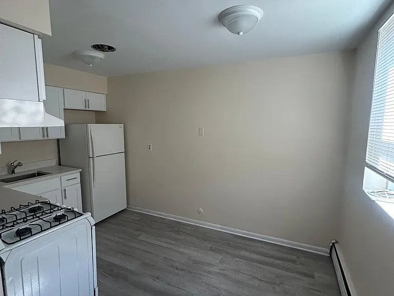 7200 Haverford Ave #A8 — Photo 3