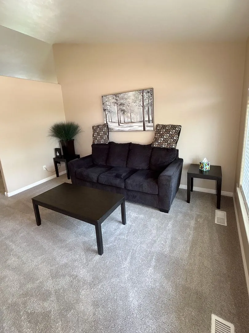 Charming 2-Bedroom Home in Idaho Falls! — Photo 2