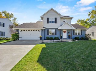 906 Karl St, Green Bay, WI 54301