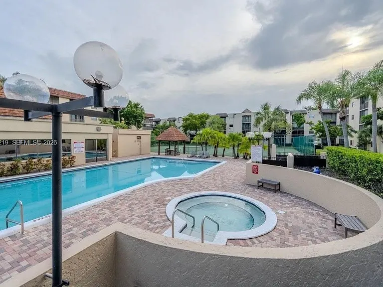 10451 W Broward Blvd #201 — Photo 32