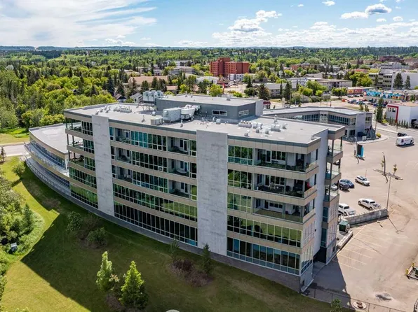 5002 S 55th St #501, Red Deer, AB T4N 7A4