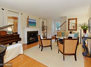 5129 10th St N, Arlington, VA 22205