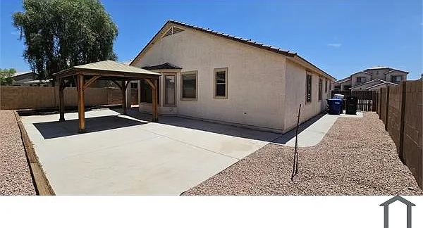 10886 W Locust Ln — Photo 48