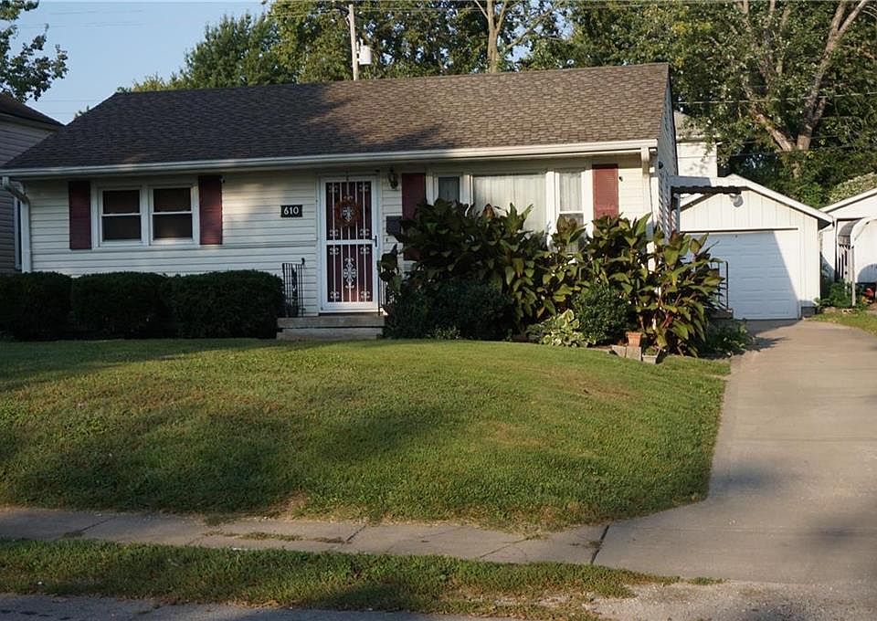 1st image of 610 S Hardy Ave