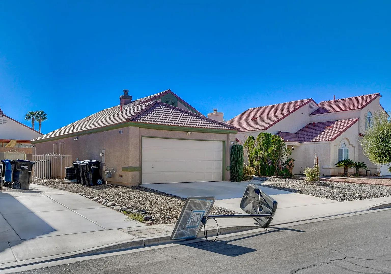 Beautiful 3 bedroom single story home in North Las Vegas — Photo 1