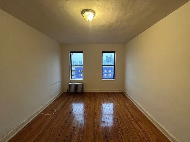 1st image of 4536 39th Pl APT 4J
