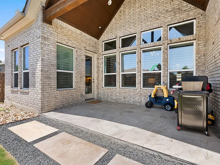 1608 Carmine Dr — Photo 34