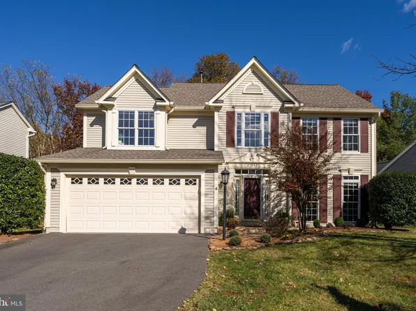 21016 Fowlers Mill Cir, Ashburn, VA 20147