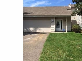 959 Carmel Ct, Shoreview, MN 55126