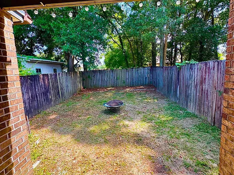 193 Burgess Rd — Photo 11