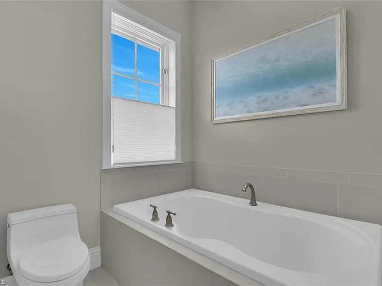 684 10th Ave S #D-1 — Photo 25