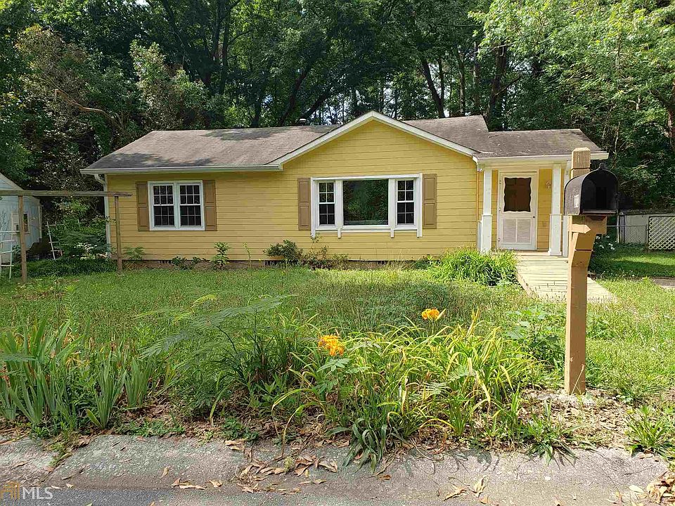 1st image of 312 Yancy Dr SE