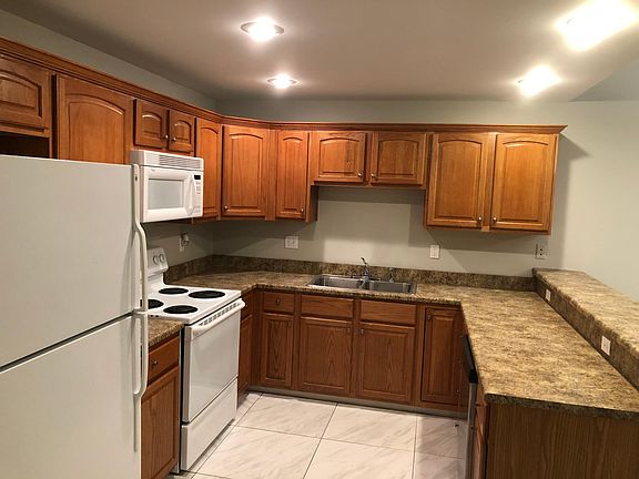 2nd image of 8803 Timber Creek Ln