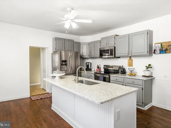 5 Temple Ave, Bordentown, NJ 08505