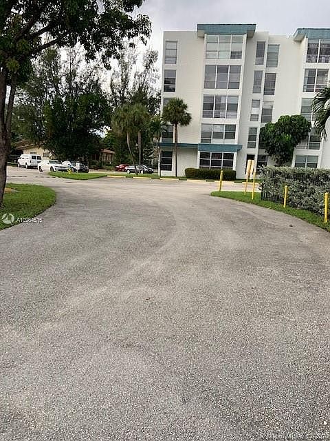 1st image of 17620 Atlantic Blvd APT 417