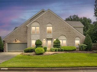 1063 Shoal Creek Trl, Chesapeake, VA 23320