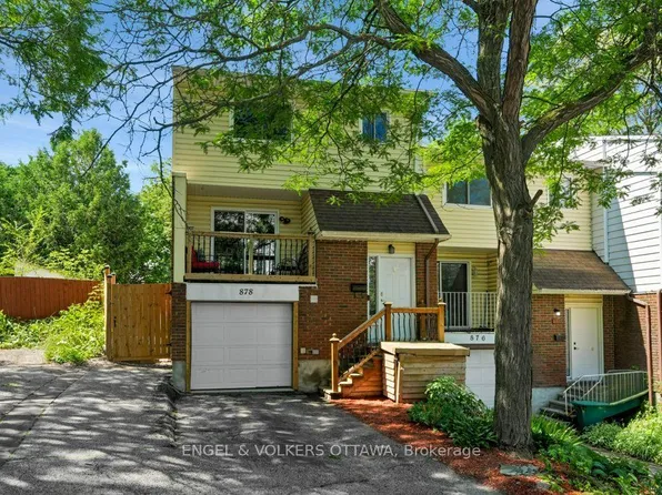 878 Grenon Ave, Ottawa, ON K2B 6G3