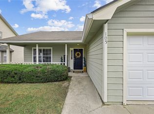 105 Pleasant Breeze Way, Kingsland, GA 31548
