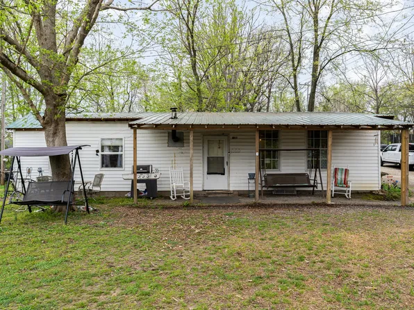 2244 Old Greenbrier Pike, Greenbrier, TN 37073