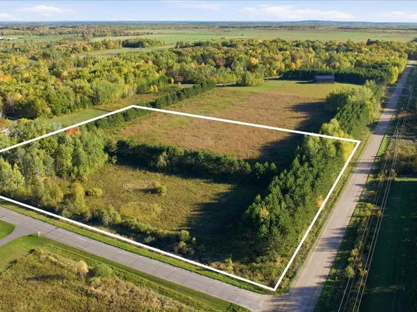 11 Cain Crossway SW, Pequot Lakes, MN 56472