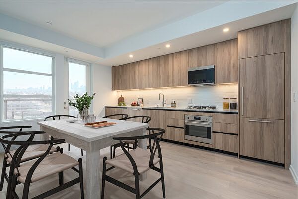 1st image of 6933 Santa Monica Blvd #746