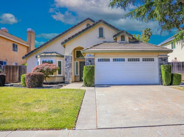 208 Oak Brook Court, Vacaville, CA 95687