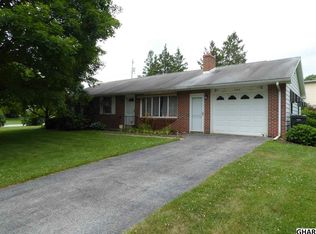 300 Glenn Ave, Boiling Springs, PA 17007