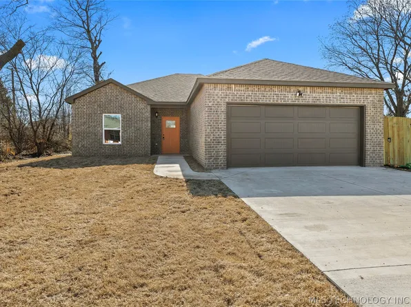 1916 E 26th Pl N, Tulsa, OK 74110