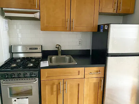 Rented by Waverly Realty Associates | media 14