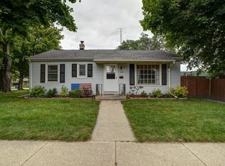 4318 Kinzie Ave, Racine, WI 53405