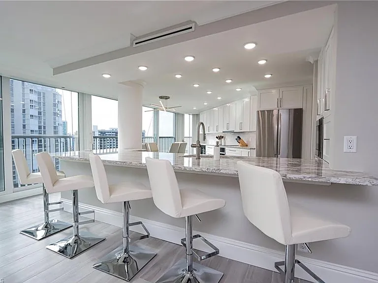 4041 Gulf Shore Blvd N #1204 — Photo 7