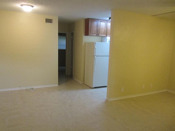 2nd image of 3213 SE 12th St #11