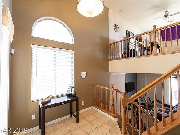 3rd image of 5841 Armide St