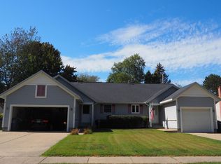 3311 Fordham Rd, Muskegon, MI 49441