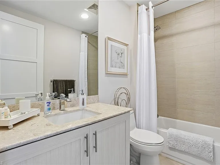 1030 3rd Ave S #417 — Photo 30