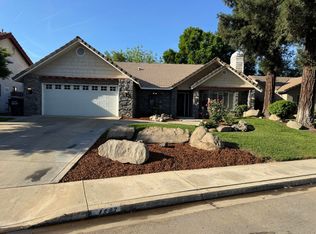 1827 E Evergreen Court, Visalia, CA