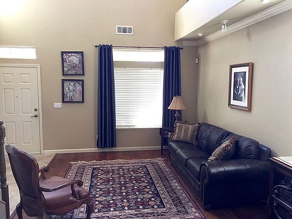 5th image of 306 Chambers Dr