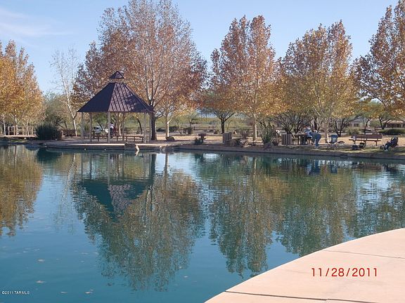 3rd image of 27 W Calle Gota