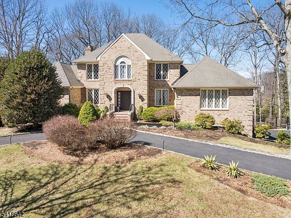 2nd image of 11 N Ridge Rd