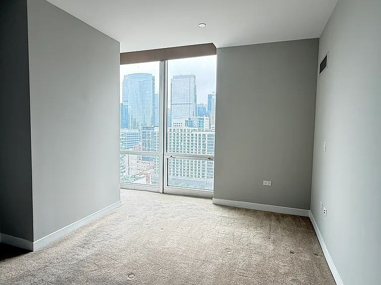 737 W Washington Blvd #1904 — Photo 11