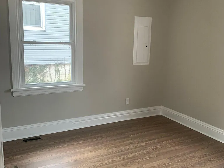 108 N Ivy Ave — Photo 9