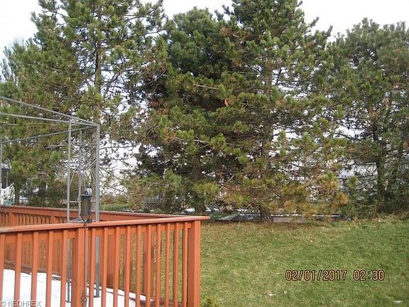 4th image of 527 Seaton Ct