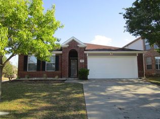 2901 Gentilly Ln, Fort Worth, TX 76123